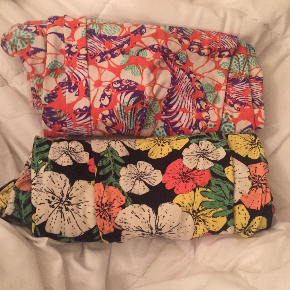 Two pair of TC2 Lularoe leggings floral